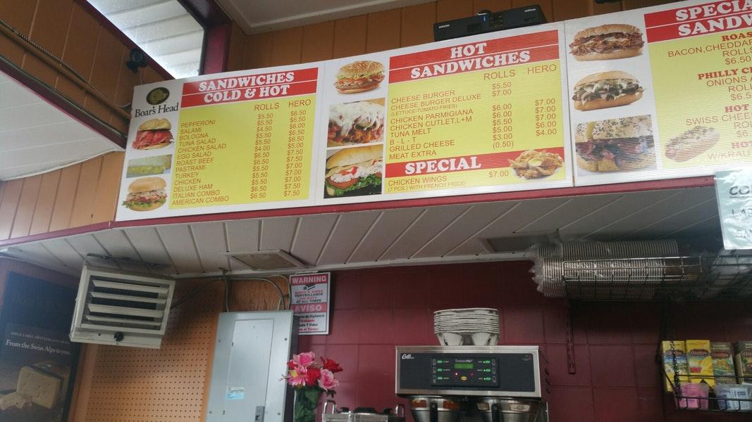 Peekskill Station Deli меню