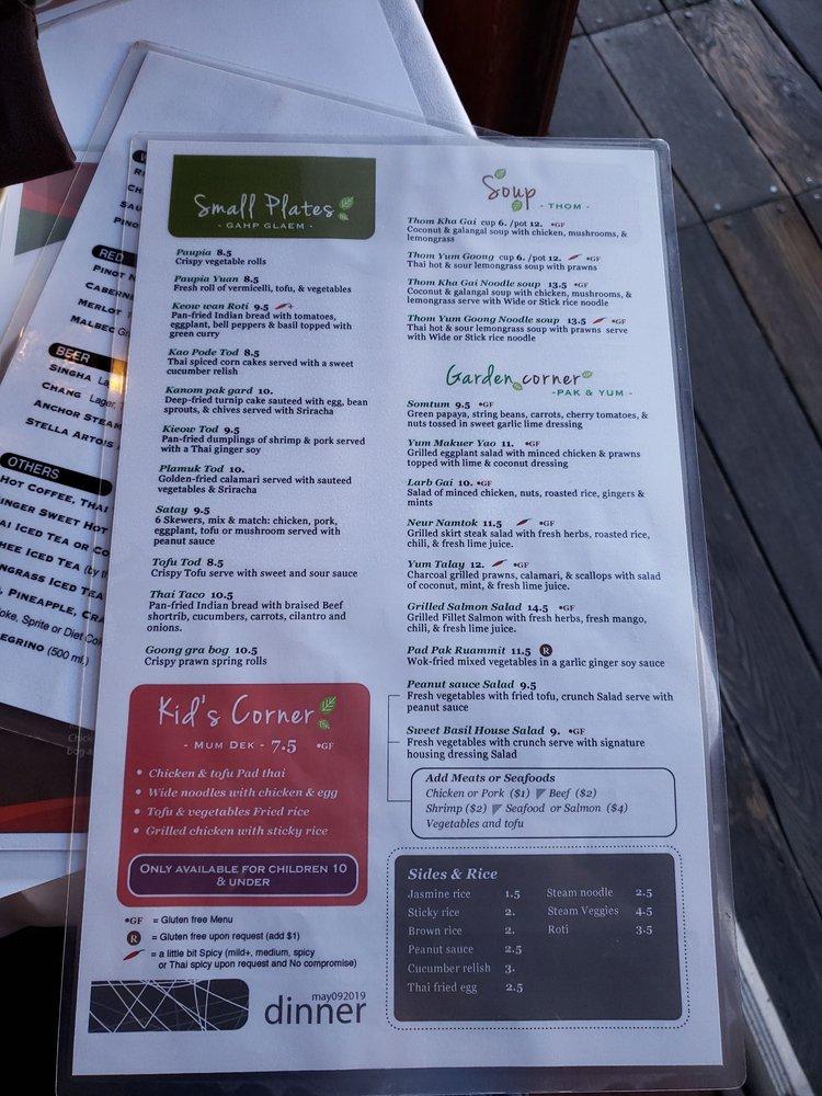 Sweet Basil Thai меню