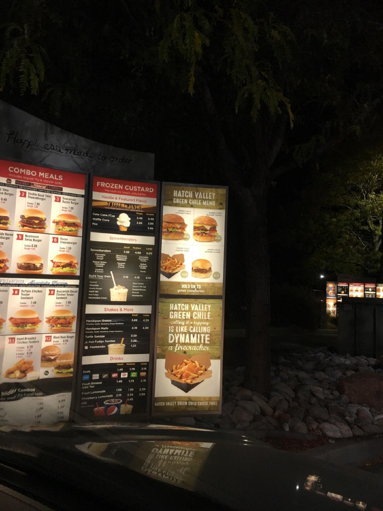 Good Times Burgers & Frozen Custard меню
